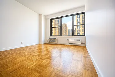 Rented by Manhattan Realty Group