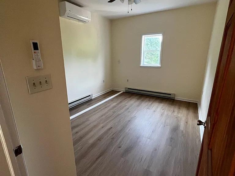 400 Round Lake Rd #A — Photo 3