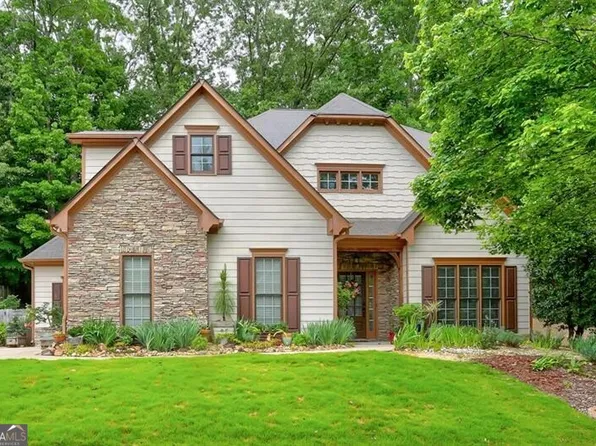 220 Jefferson Ave, Canton, GA 30114