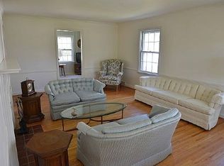 4290 Trailing Dr, Williamsville, NY 14221
