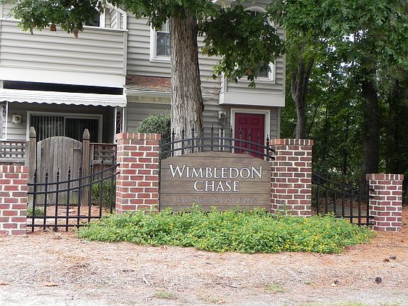 COMMUNITY ENTRANCE