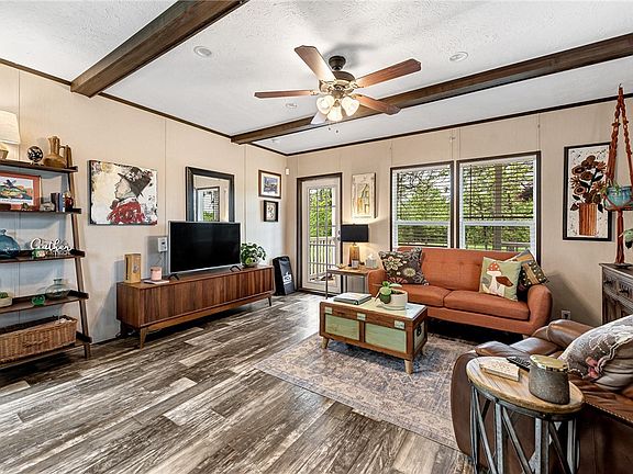 3rd image of 2948 Madison St #8350