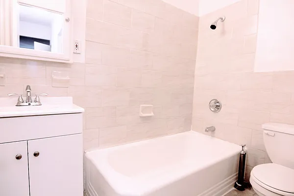 Rented by GPA Realty | media 25