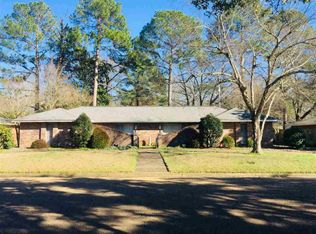 5038 Wayneland Dr, Jackson, MS 39211