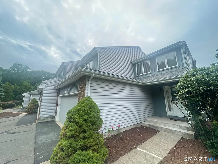 54 Ivy Ln #54 — Photo 2