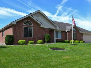 949 W Cabriolet Way, Pendleton, IN 46064