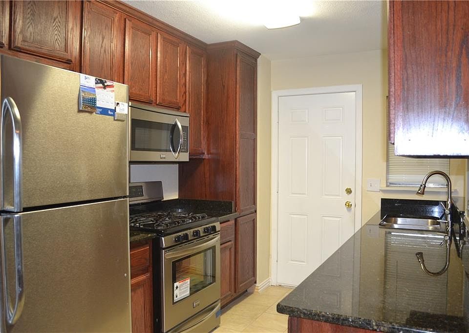 1st image of 1109 Burgess Ct