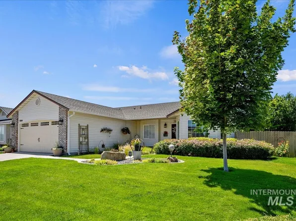 3804 Stonehedge Way, Caldwell, ID 83605