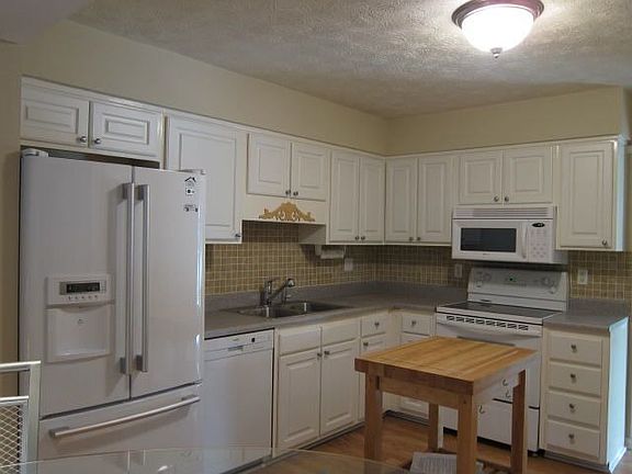 4th image of 2924 Torreya Way SE #2924