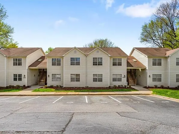 4209 Edith Ln APT A, Greensboro, NC 27409