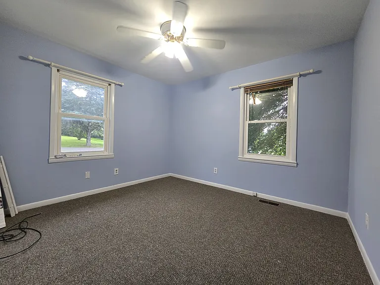 1645 White Dr — Photo 8