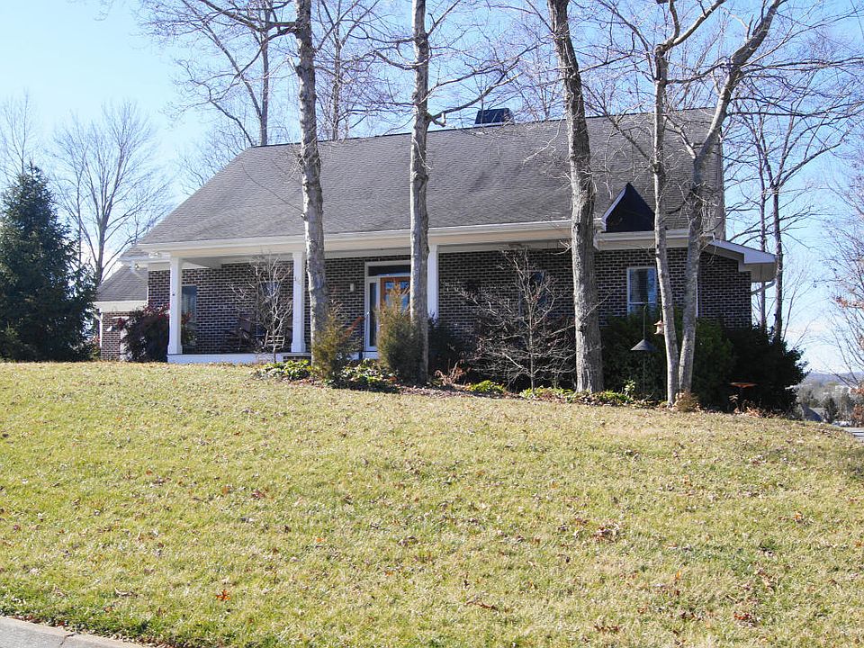 1st image of 111 Dover Ln