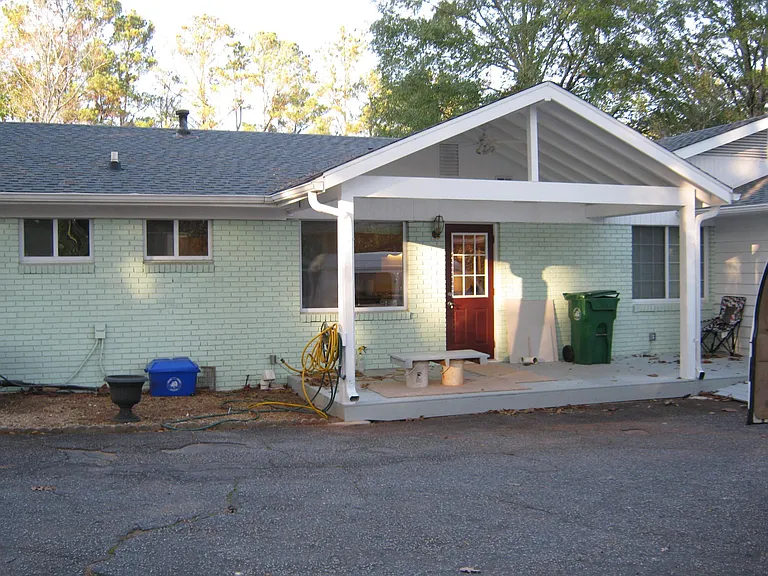 2373 Peachwood Cir NE — Photo 9