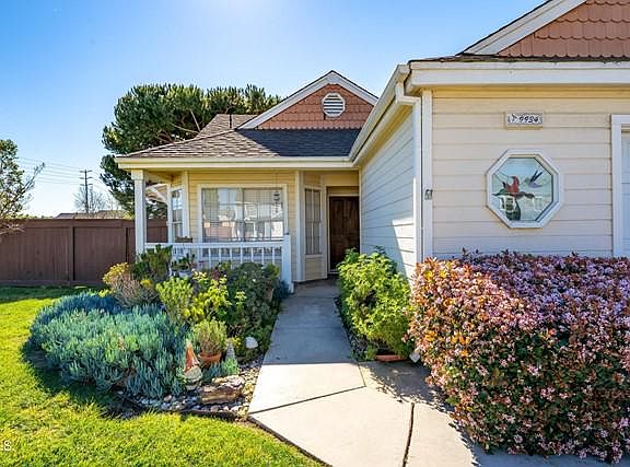 3rd image of 9934 Basswood Ct