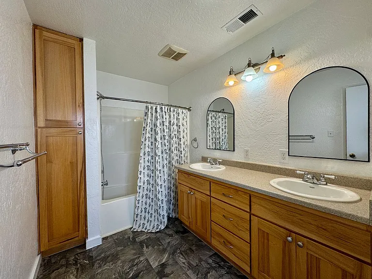 344 Loleta Dr — Photo 11