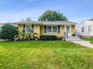 1676 Montana Ave E, Saint Paul, MN 55106