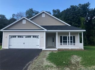 9 Alexandra Ave, Plainfield, CT 06354