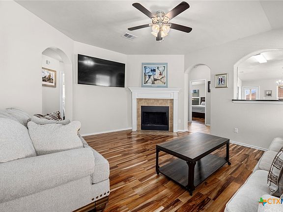 2nd image of 5011 Lions Gate Ln