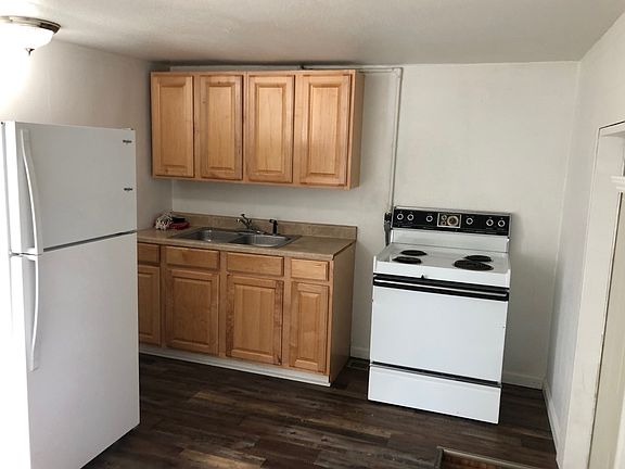 2nd image of 1120 1/2 N 23rd St