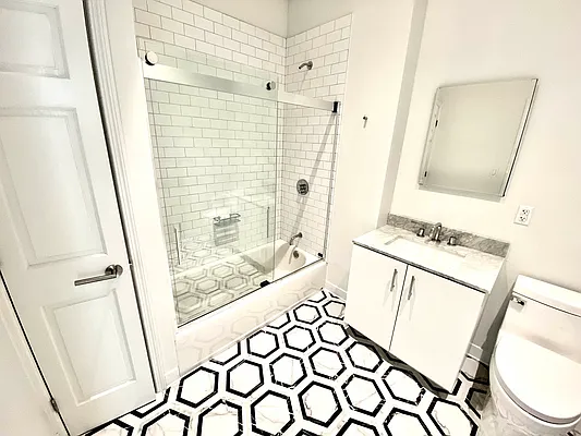 Rented by Modern Spaces | media 22