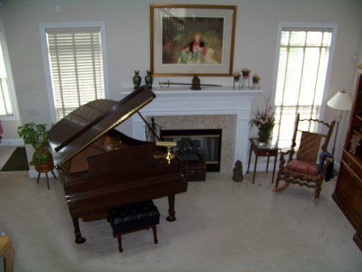 3rd image of 1207 Walcot Ln