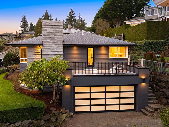 3rd image of 3702 W Fulton Street