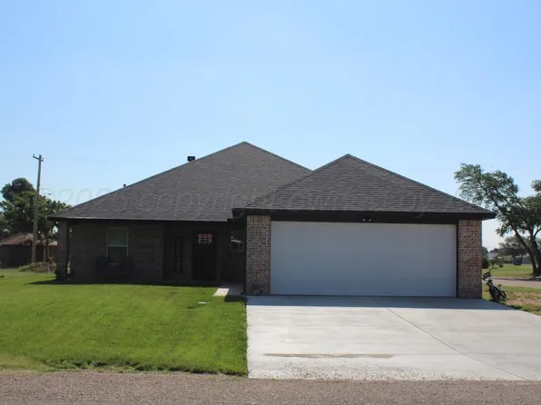 300 N 9th St, Vega, TX 79092