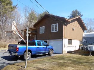 9998 Lakeshore Dr, Hague, NY 12836