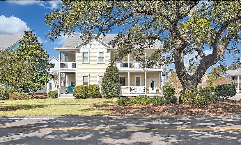 1st image of 301 Marina View Dr
