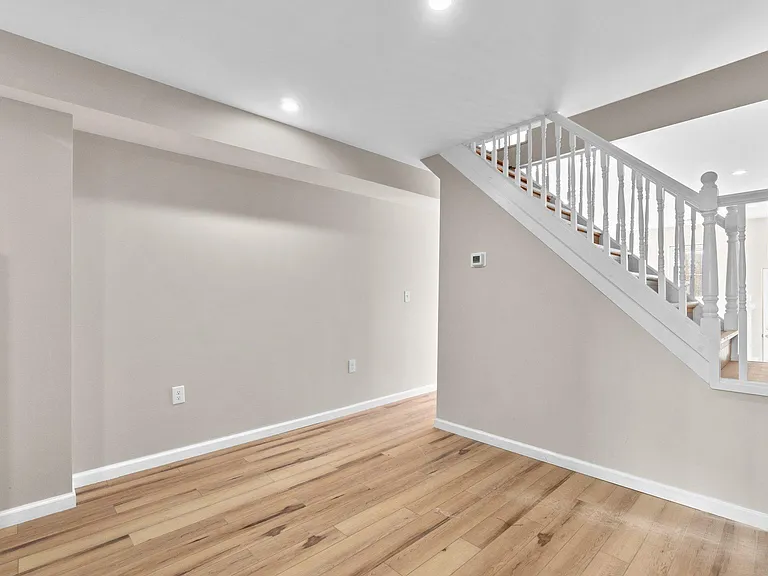 1432 E Fort Ave — Photo 6