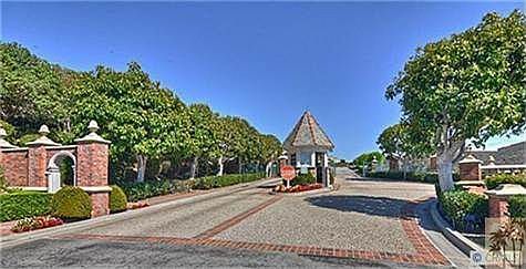 Entry to Connemara Guard Gate