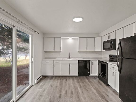 2nd image of 4209 N Abbey Rd #2