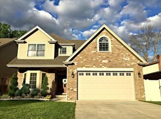 131 Oak Ave, Wood Dale, IL 60191