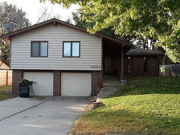 4th image of 6501 Skylark Ln