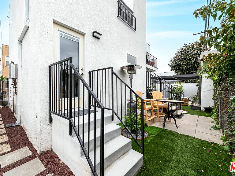 3031 1/2 Wellington Rd — Photo 8