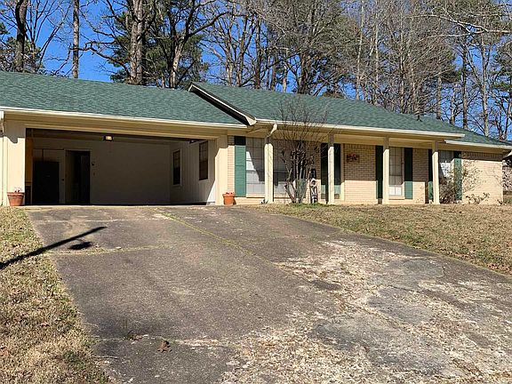 2nd image of 1912 Fairmont Dr