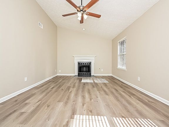 5th image of 245 Marcliff Ct