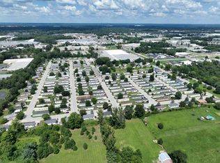 1201 Country Ln, Elkhart, IN 46514