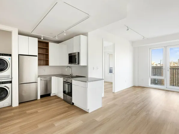 715 East 32nd Street image 1 of 11