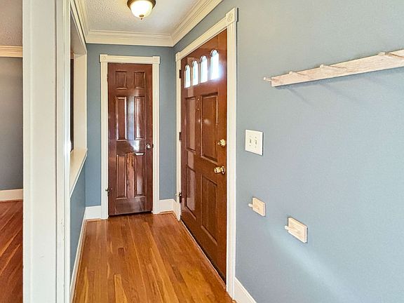 3rd image of 2766 Cottonwood Dr