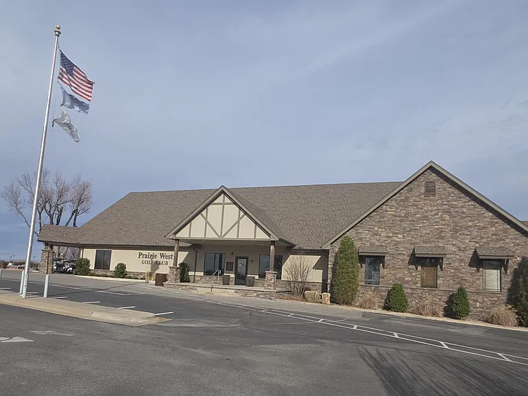 Prairie West Golf Course - 18 holes and Clubhouse