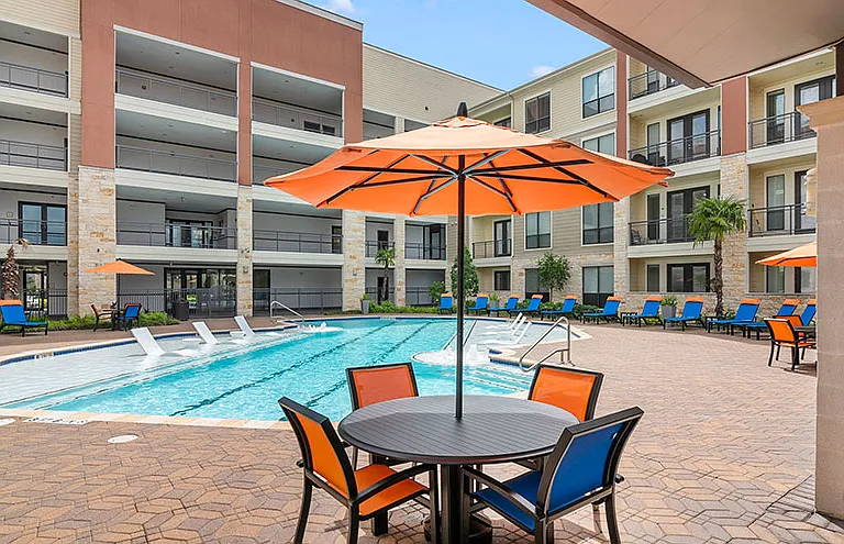 The Residences at Pearland Town Center Apartments — Photo 50