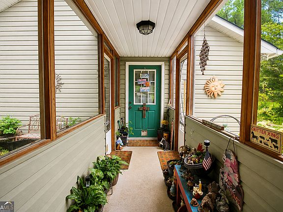 5th image of 509 Buttrum Rd NE