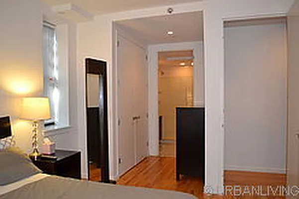 Sold by Urban Living | media 1