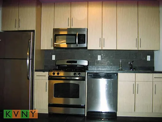 Rented by KVNY Soho | media 56