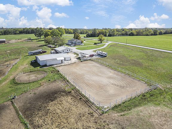 4th image of 3259 W Farm Rd 60
