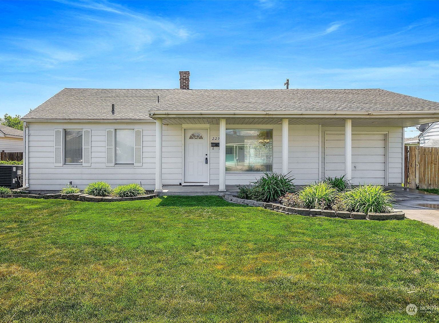 229 W Loop Drive, Moses Lake, WA 98837 Zillow