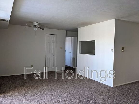 2nd image of 3005 Garden Apartment Dr APT 31