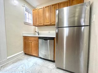 2122 Pine St APT 2R, Philadelphia, PA 19103
