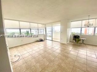 1300 NE Miami Gardens Dr APT 713E, Miami, FL 33179